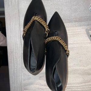 Burberry kitten heel mules